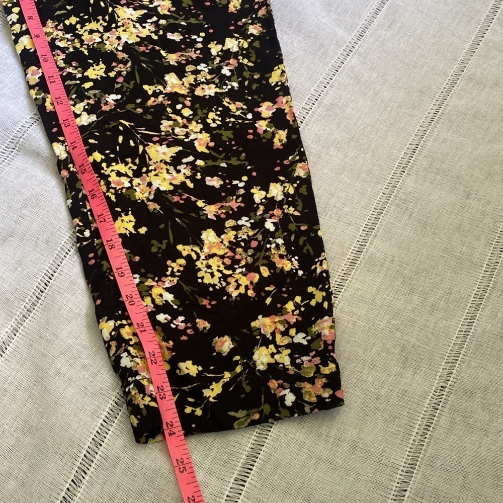 Jessica Simpson Womens Printed Pull-on Pant,Boquet Splash. - Picture 9 of 12